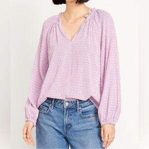 Old Navy NWT split neck dusty pink seersucker top, medium